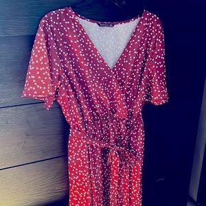 Bloom Chic dress Sz 14/16 Mid calf length- heart pattern- never worn